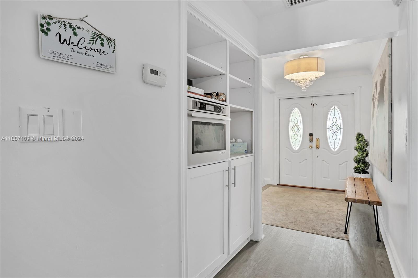 5220 NE 26th Ave Fort Lauderdale, FL 33308