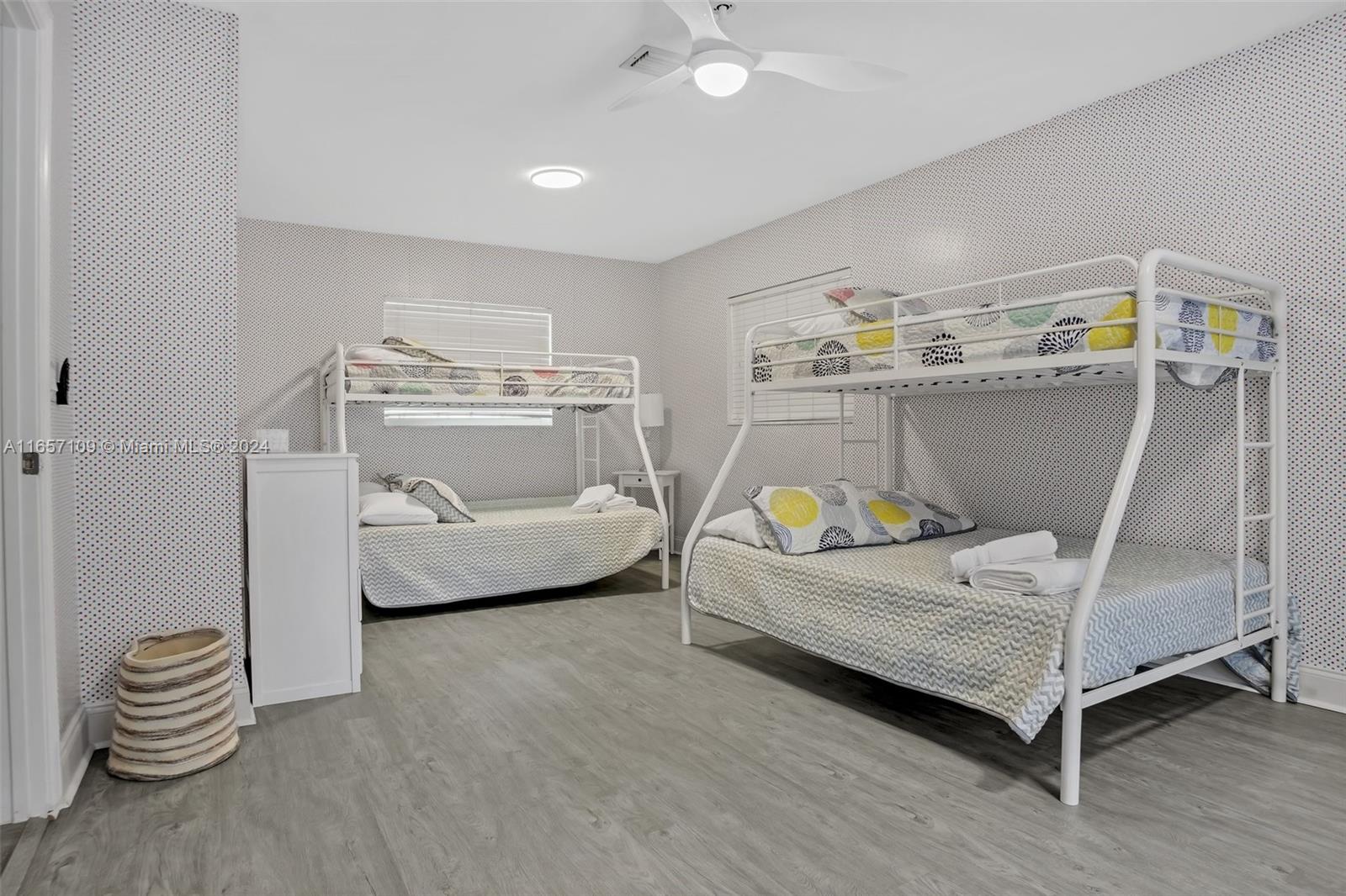 5220 NE 26th Ave Fort Lauderdale, FL 33308