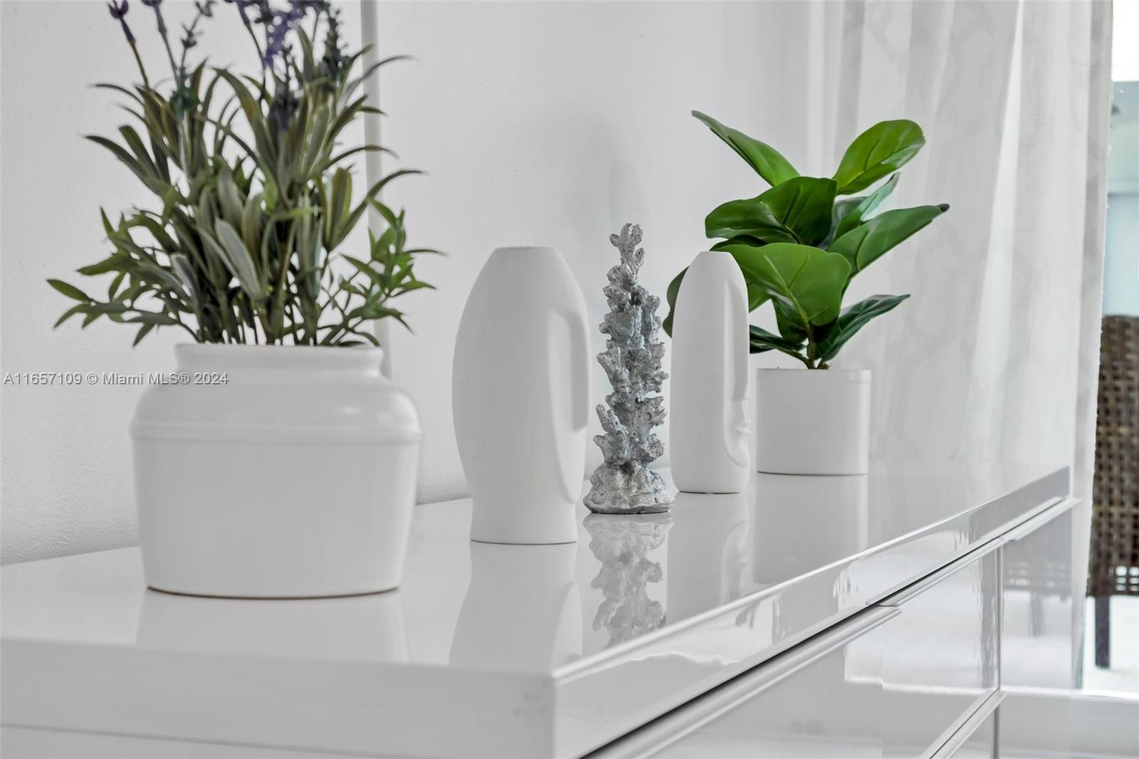 5220 NE 26th Ave Fort Lauderdale, FL 33308