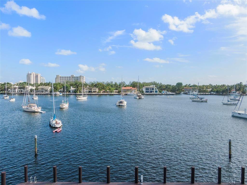 1400 W Lake Dr Fort Lauderdale, FL 33316 1400 W Lake Dr Fort Lauderdale, FL 33316