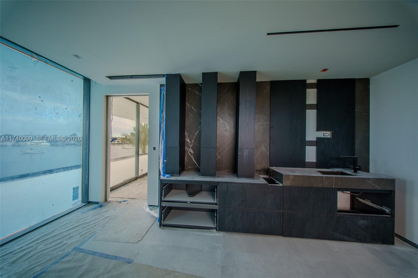 1400 W Lake Dr Fort Lauderdale, FL 33316