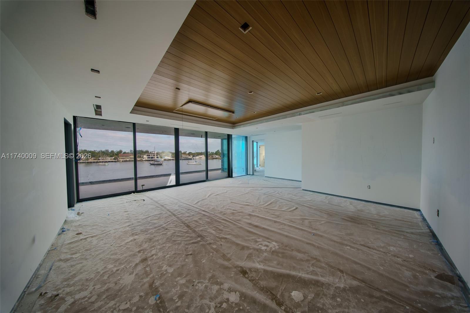 1400 W Lake Dr Fort Lauderdale, FL 33316