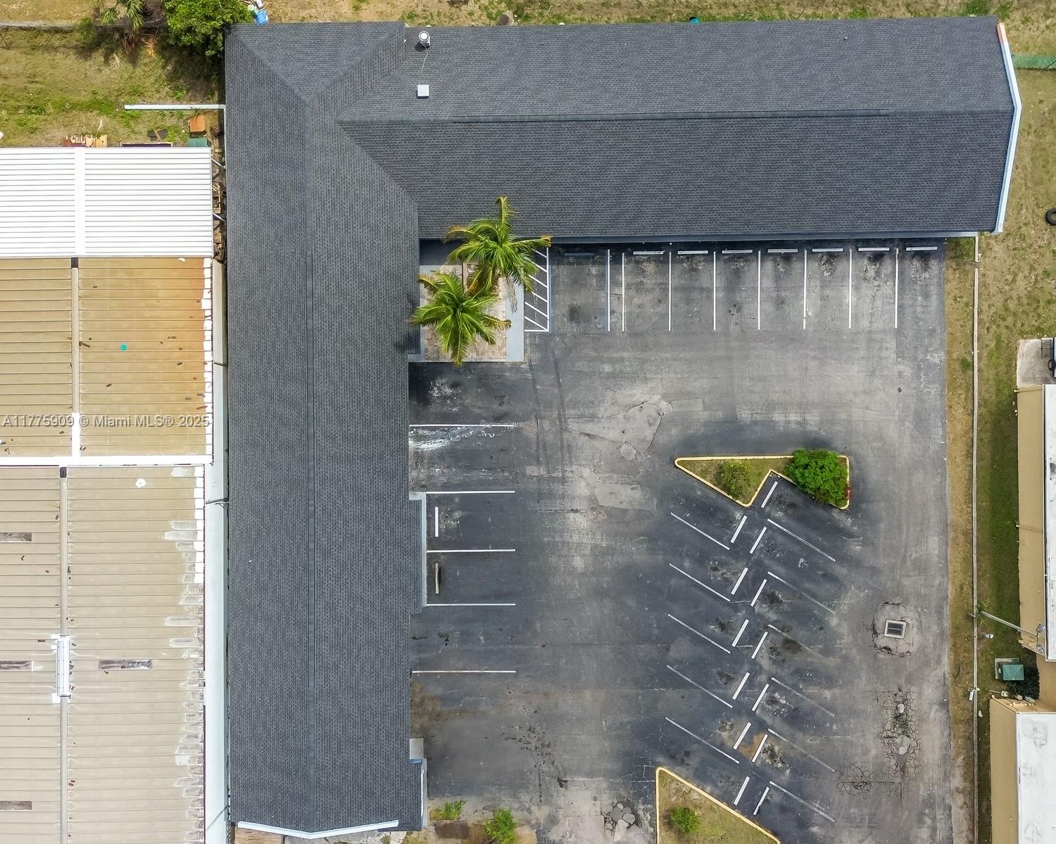 3775 Fowler St Fort Myers, FL 33901