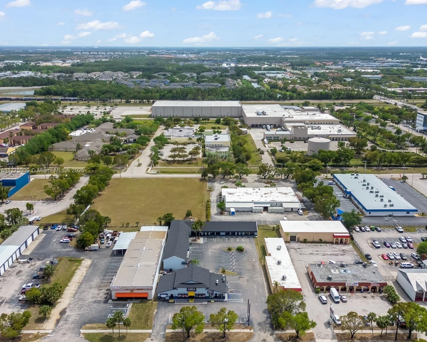 3775 Fowler St Fort Myers, FL 33901