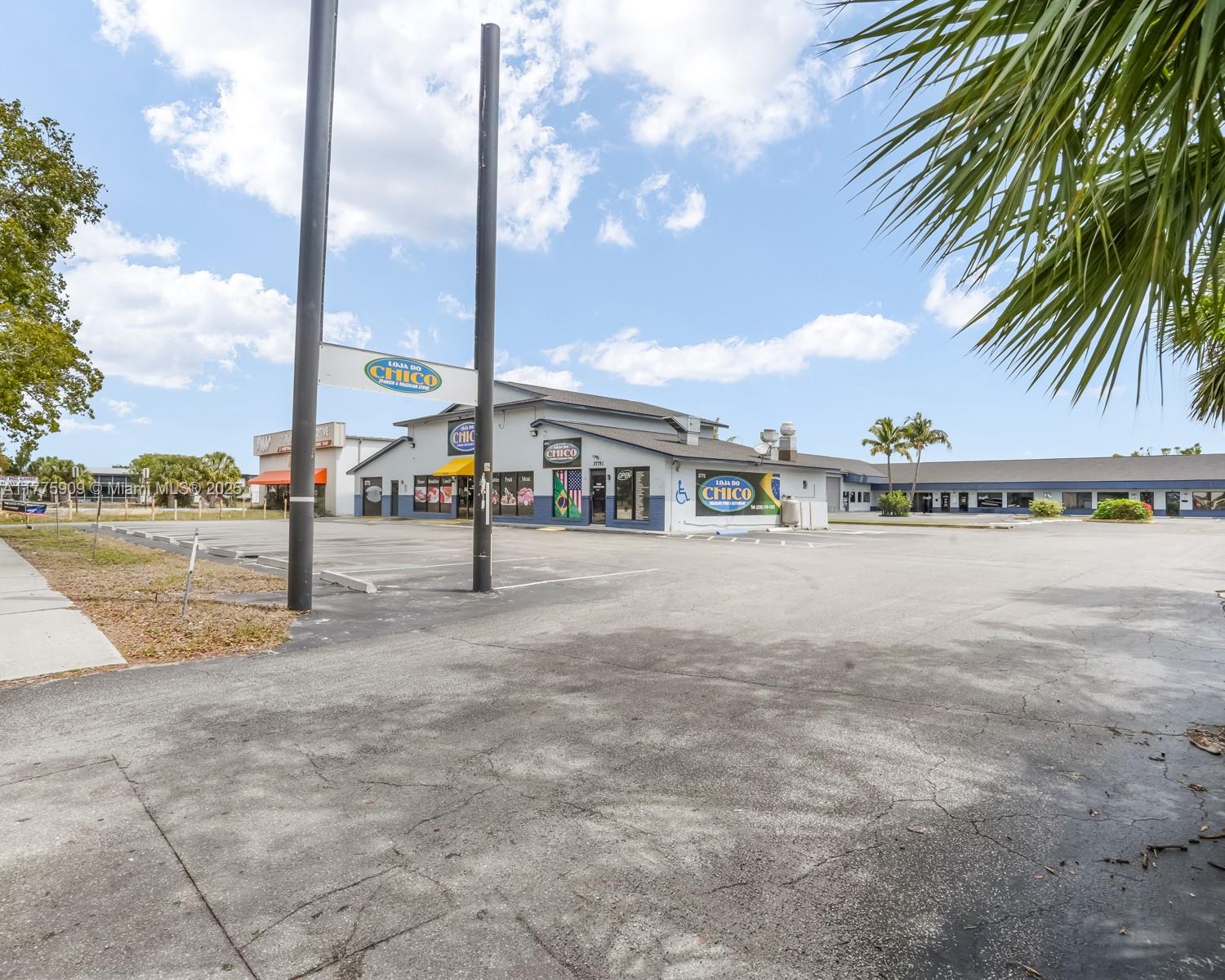 3775 Fowler St Fort Myers, FL 33901