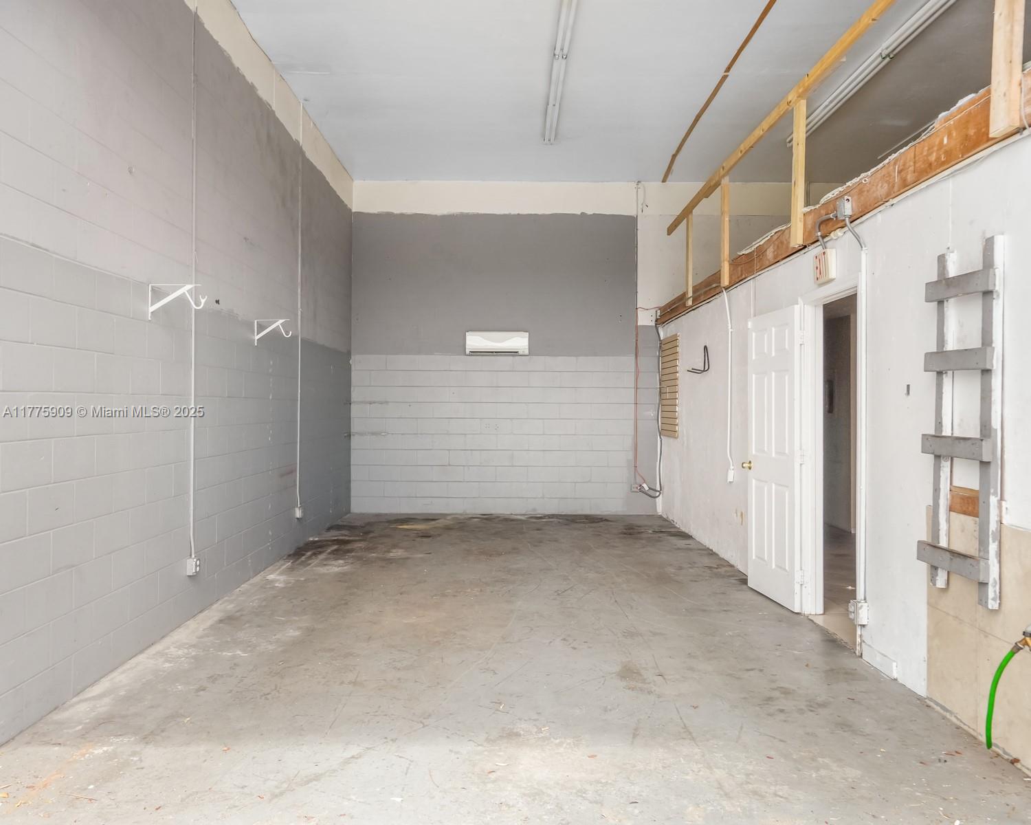 3775 Fowler St Fort Myers, FL 33901