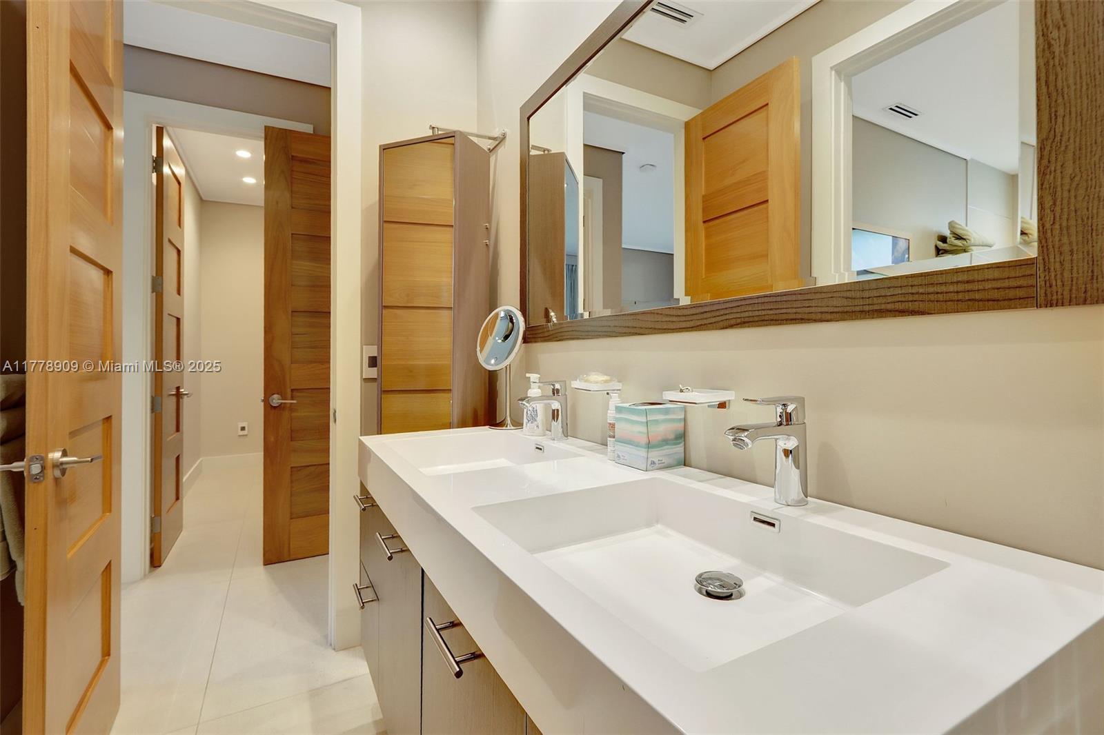 128 NE 94th St Miami Shores, FL 33138