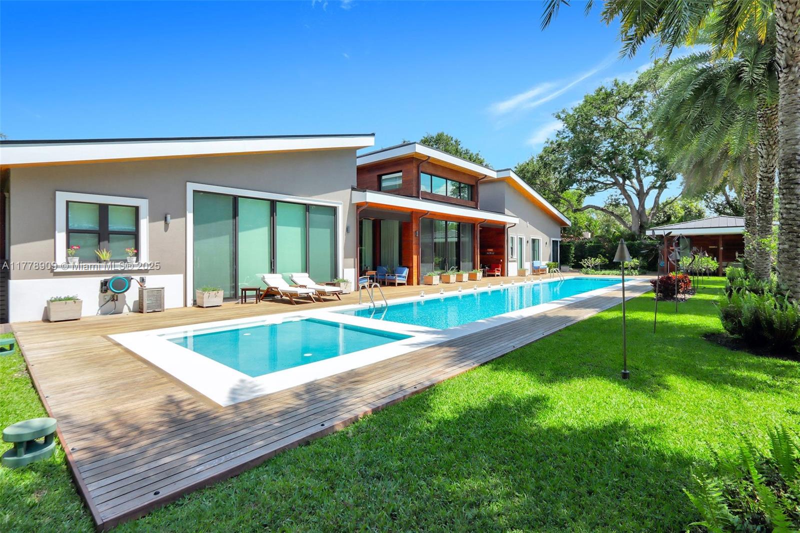 128 NE 94th St Miami Shores, FL 33138