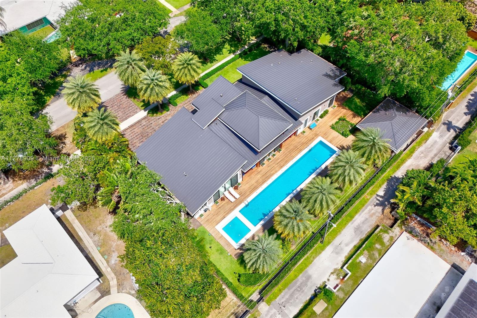 128 NE 94th St Miami Shores, FL 33138