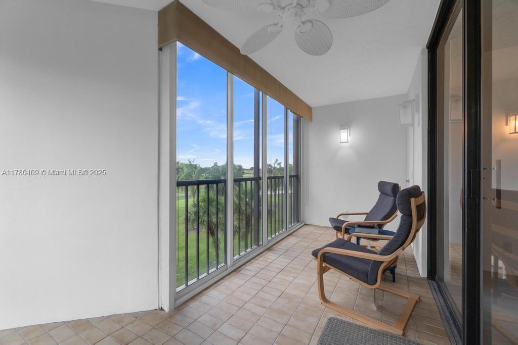 16300 Golf Clb Rd #401 Weston, FL 33326