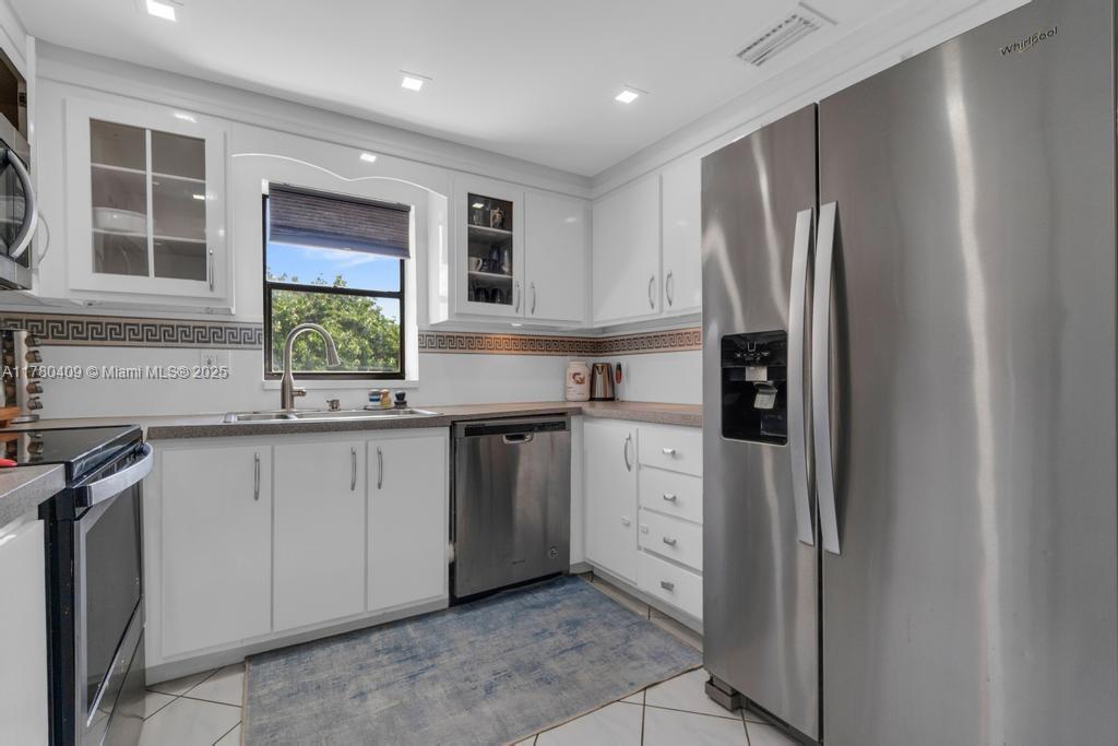 16300 Golf Clb Rd #401 Weston, FL 33326