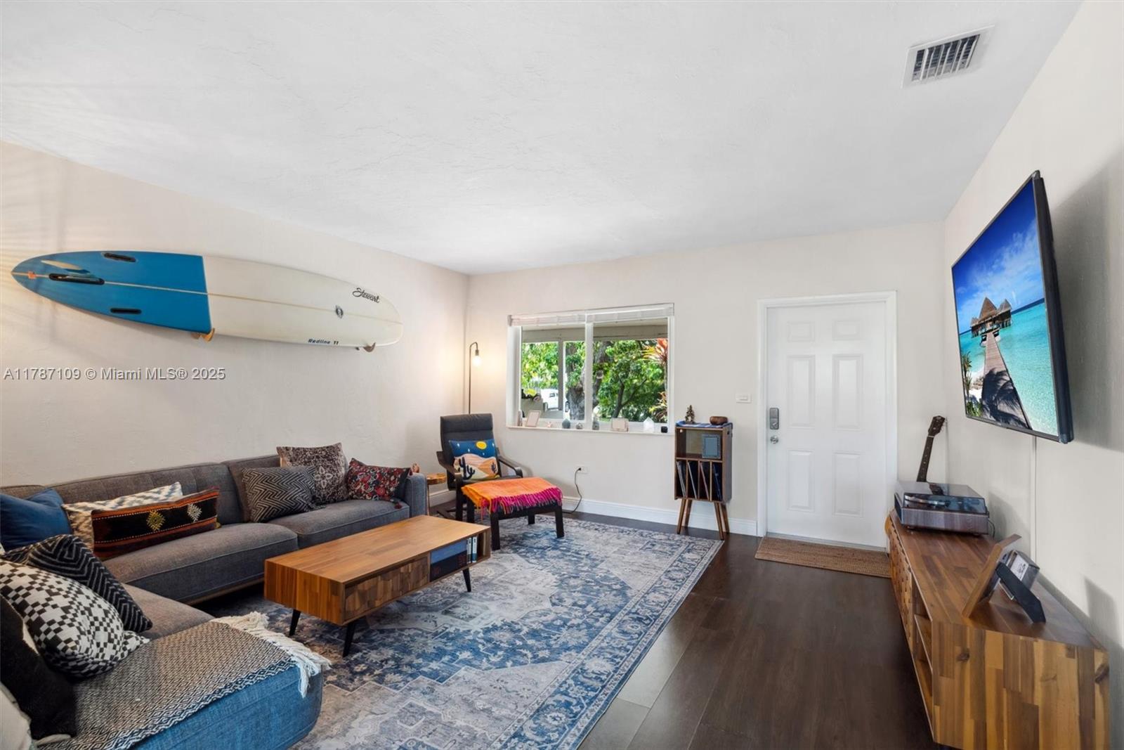 11105 NE 9th Ave,Biscayne Park, FL 33161