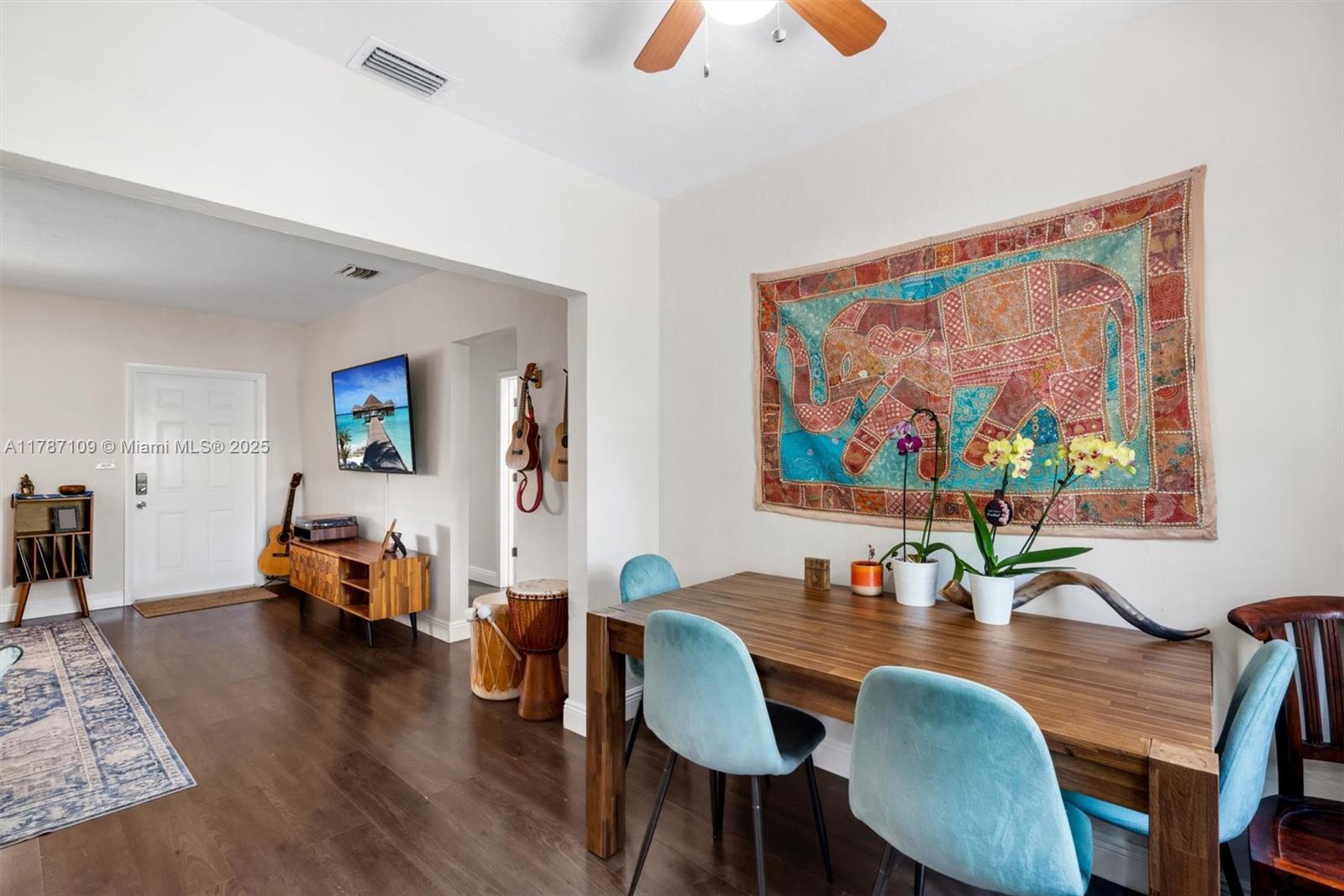 11105 NE 9th Ave,Biscayne Park, FL 33161