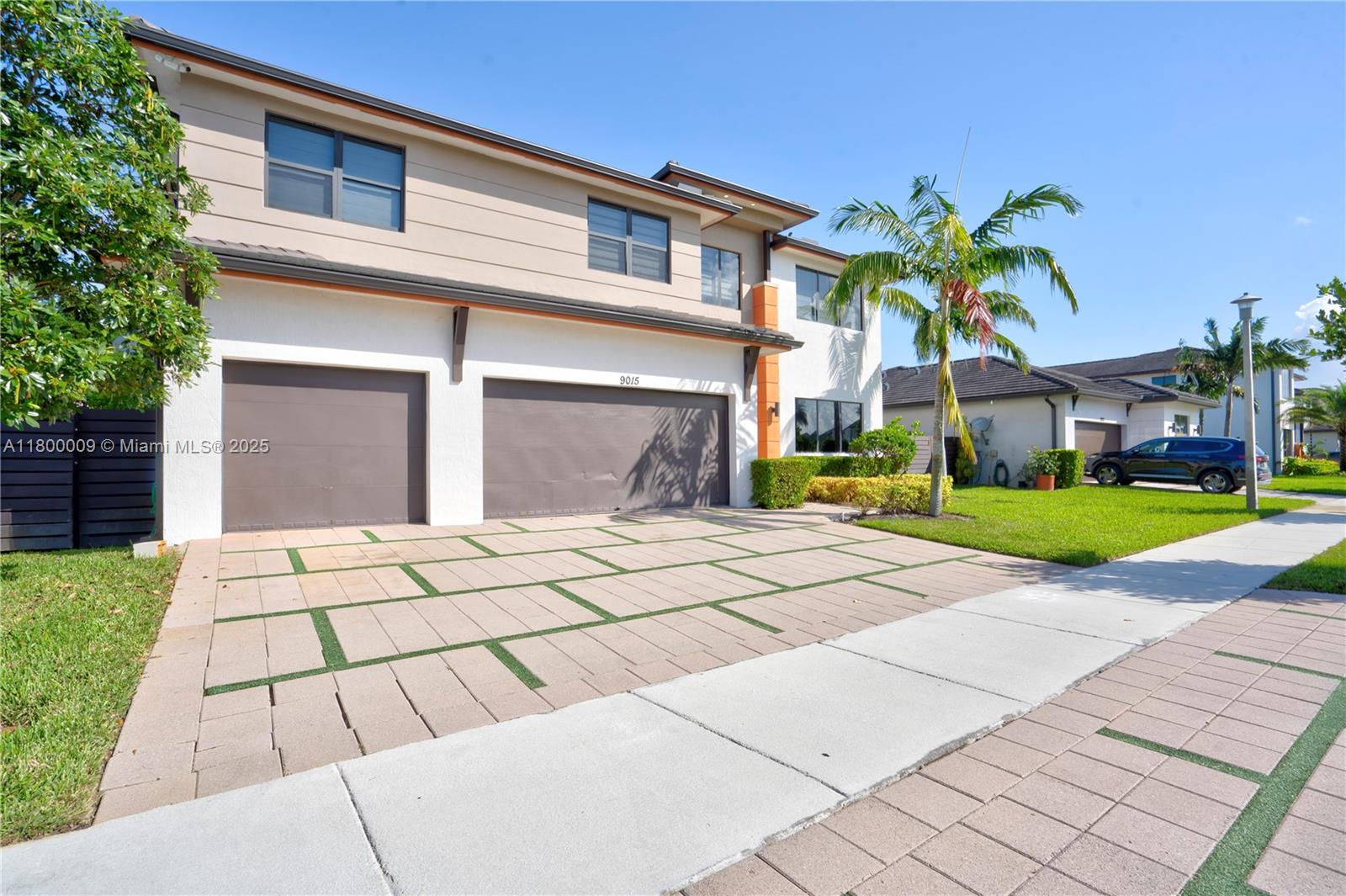 9015 NW 161st Ter Miami Lakes, FL 33018