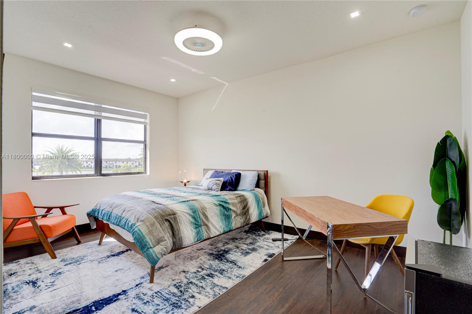 9015 NW 161st Ter Miami Lakes, FL 33018