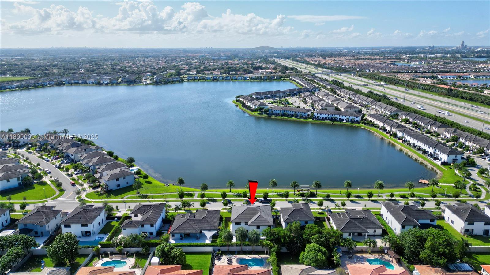 9015 NW 161st Ter Miami Lakes, FL 33018