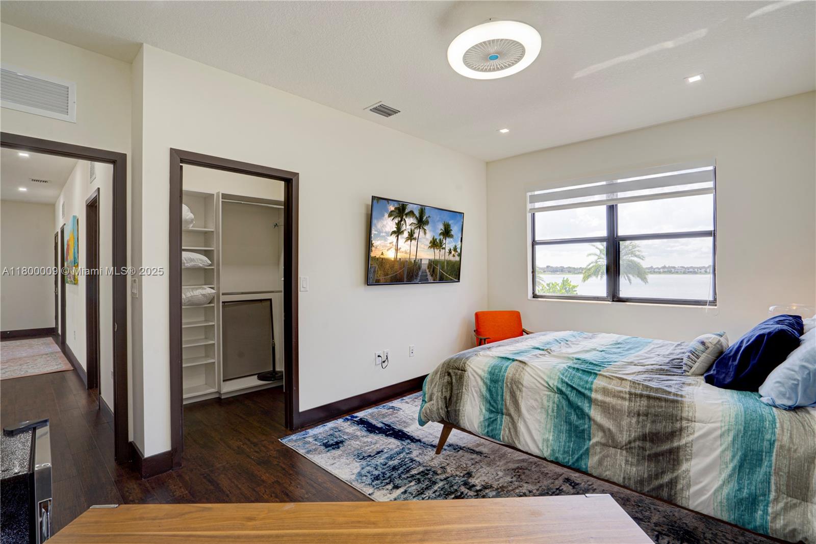 9015 NW 161st Ter Miami Lakes, FL 33018