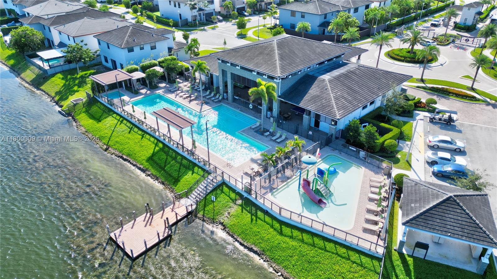 9015 NW 161st Ter Miami Lakes, FL 33018