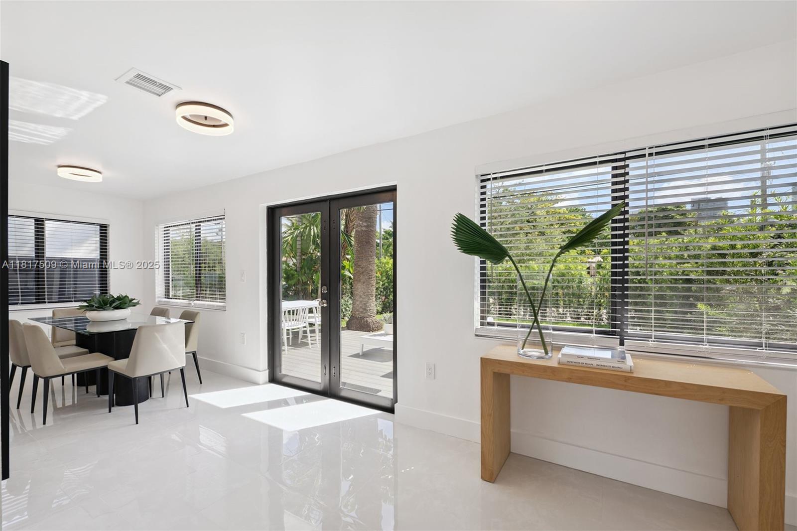 326 SW 20th Rd Miami, FL 33129