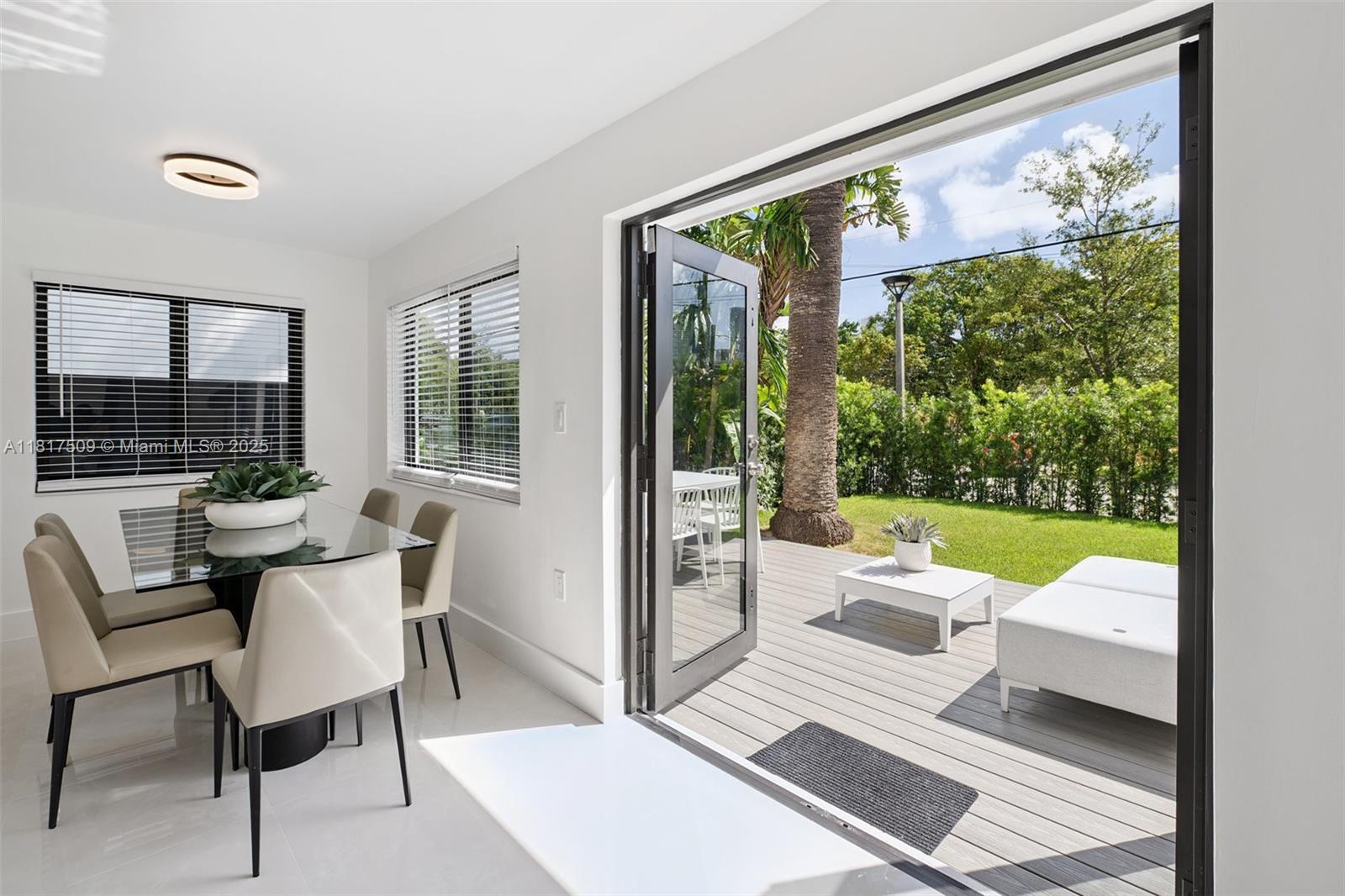 326 SW 20th Rd Miami, FL 33129