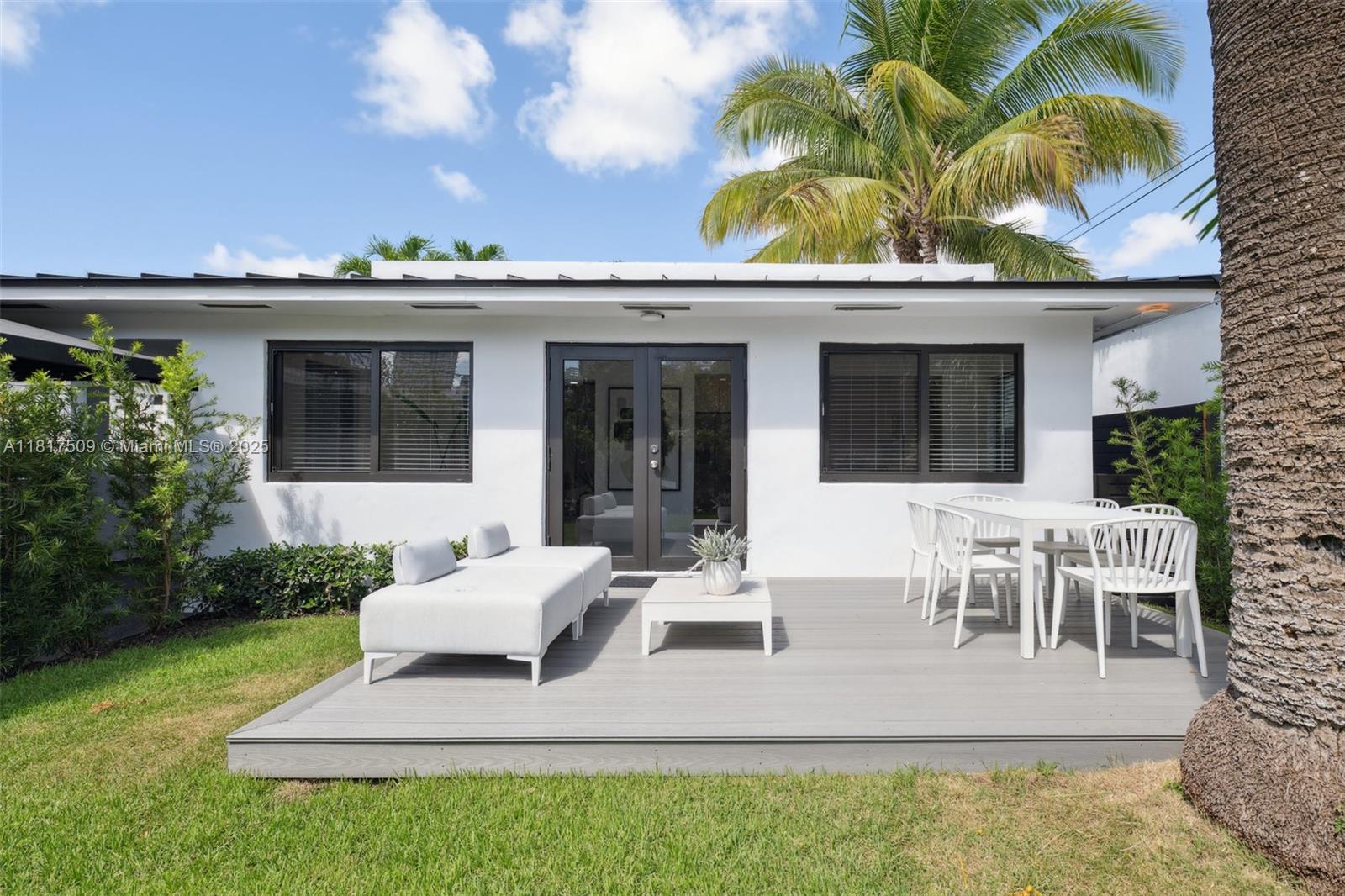 326 SW 20th Rd Miami, FL 33129