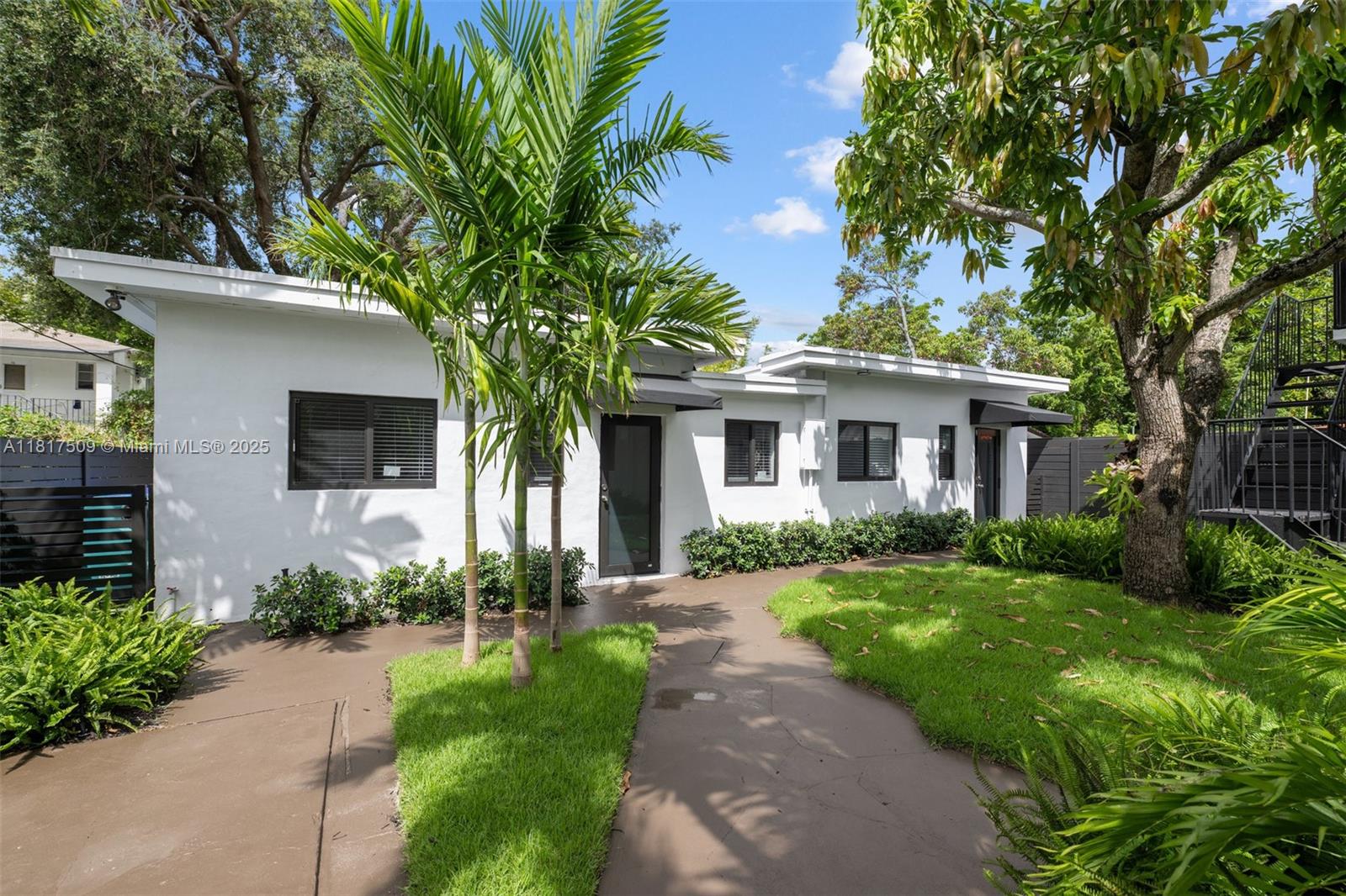 326 SW 20th Rd Miami, FL 33129