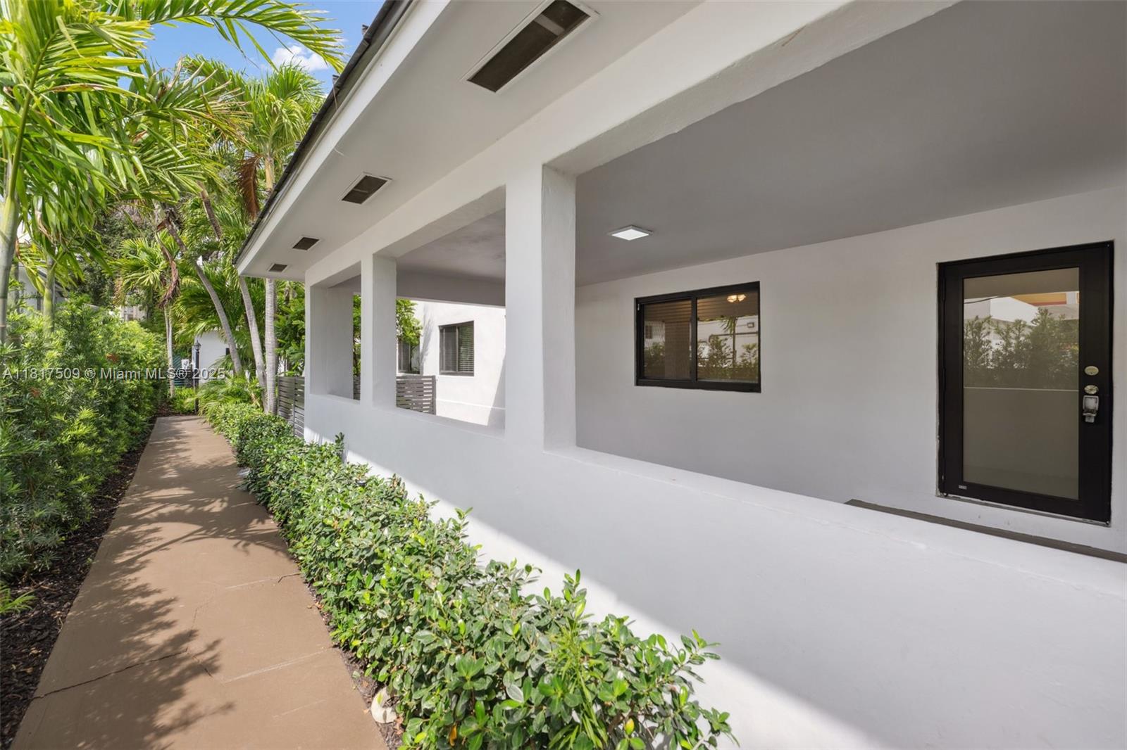 326 SW 20th Rd Miami, FL 33129