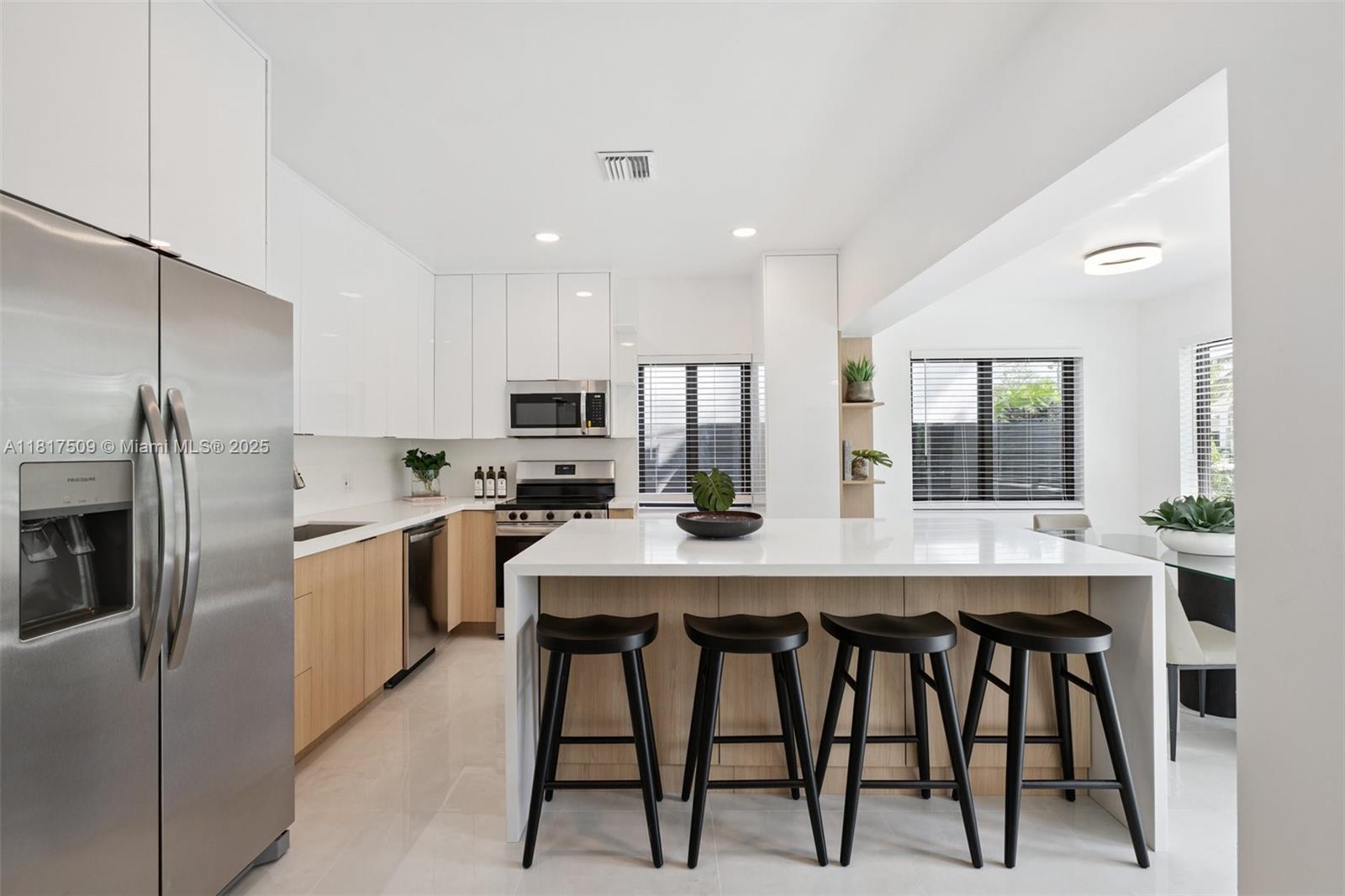 326 SW 20th Rd Miami, FL 33129