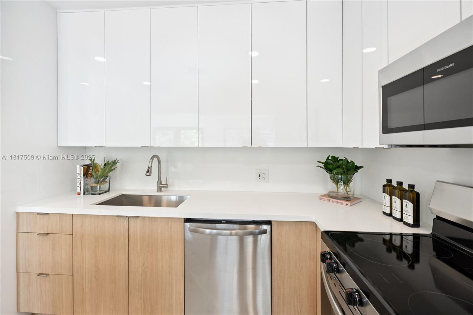 326 SW 20th Rd Miami, FL 33129