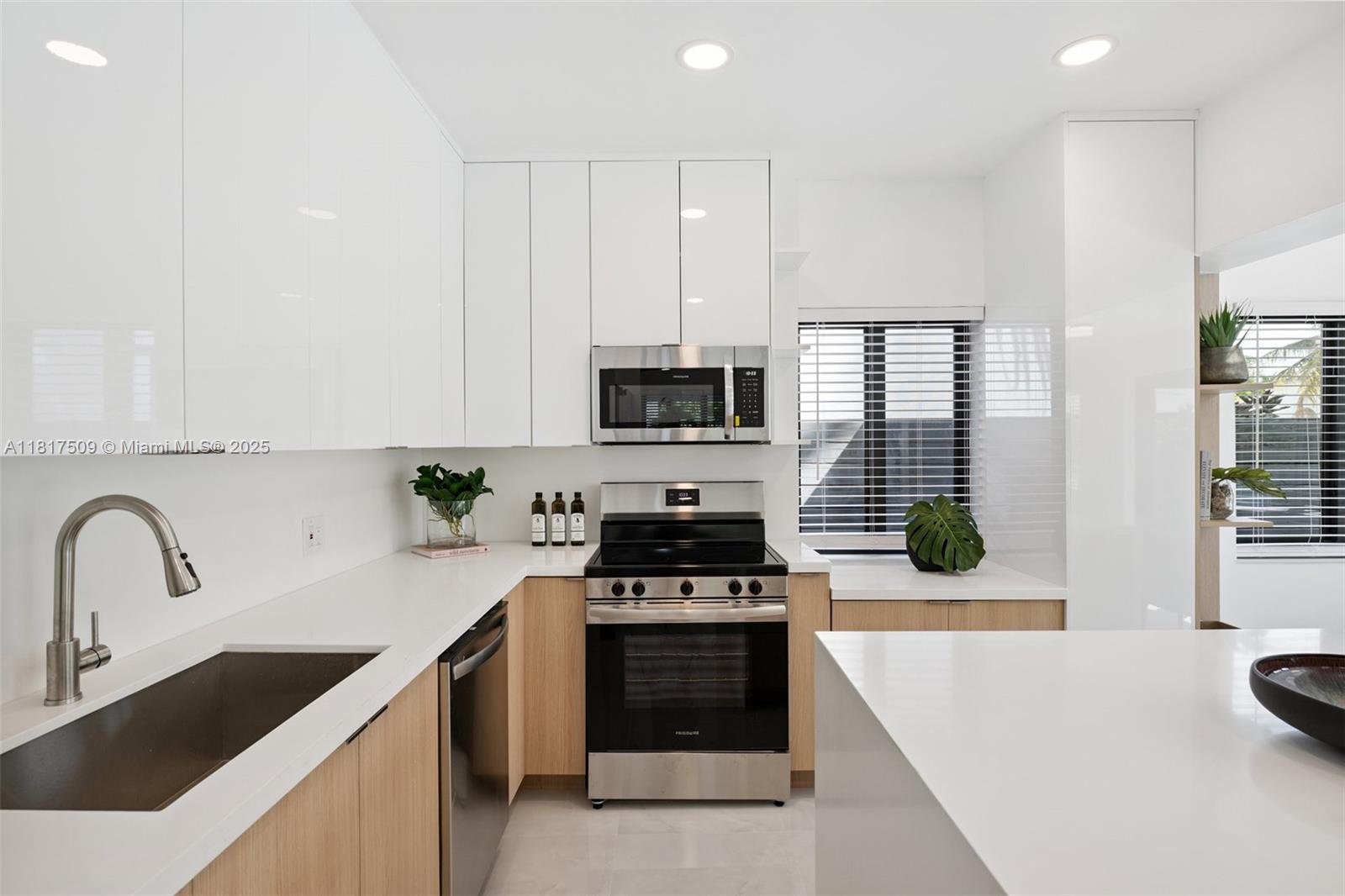 326 SW 20th Rd Miami, FL 33129