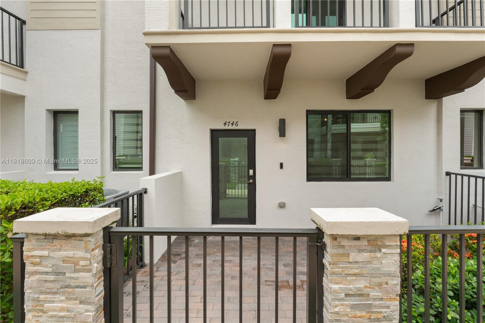 4746 NW 83rd Pkwy,Doral, FL 33166
