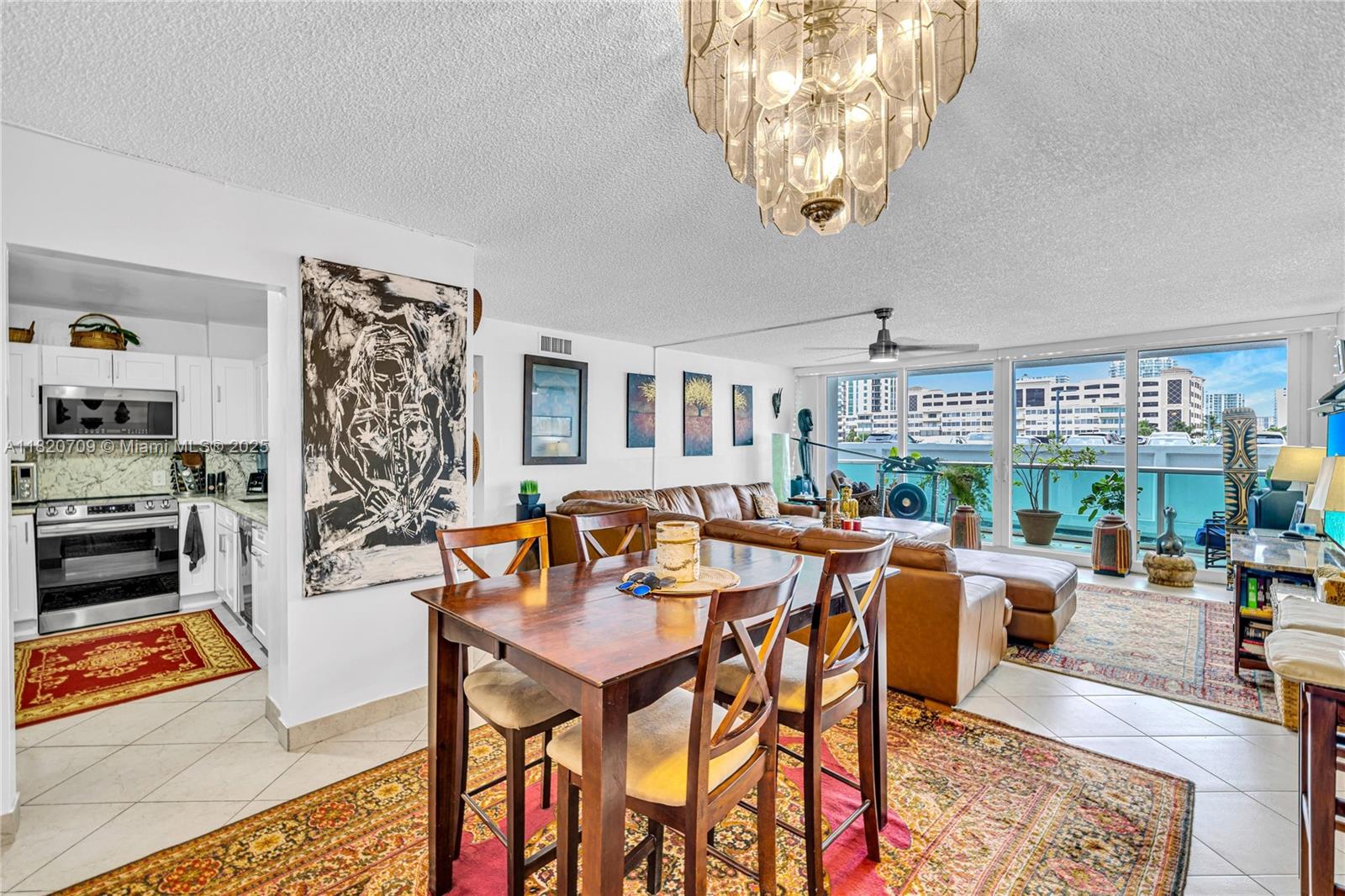 image Arlen House East6