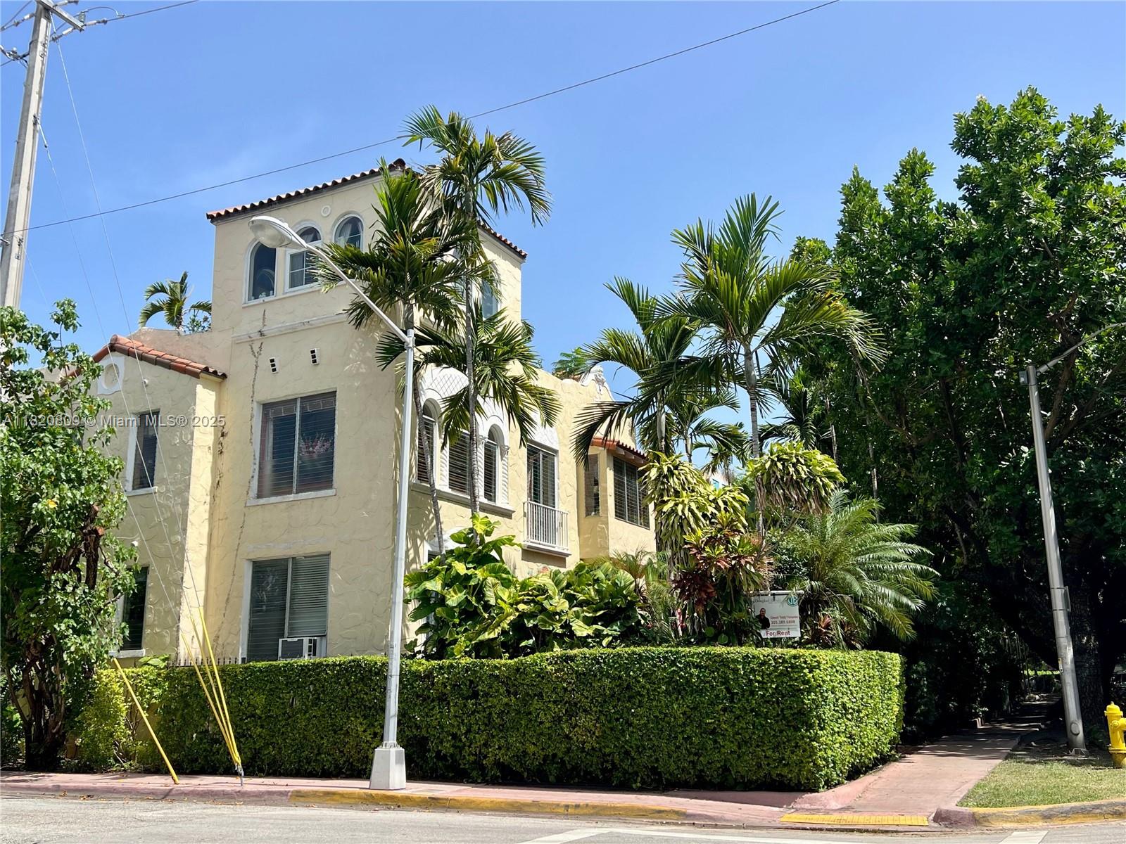 1361 Meridian Ave #3