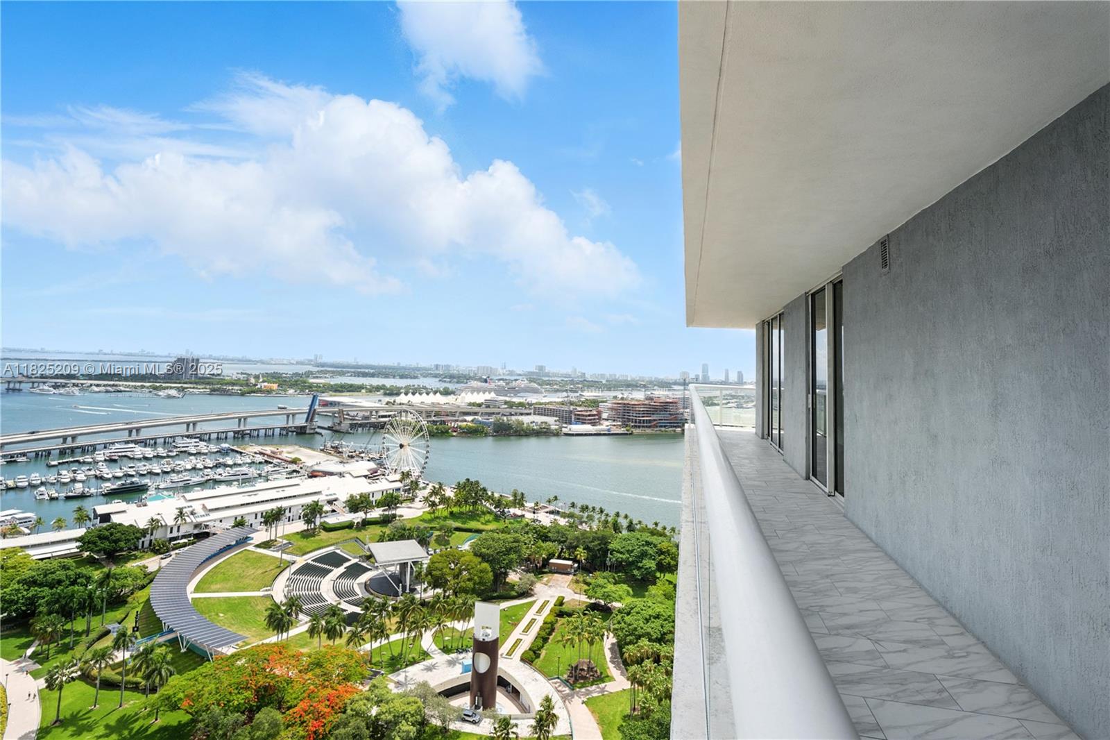 image 50 Biscayne Condo20