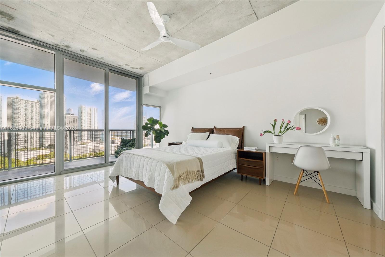 image Four Midtown Miami Condo12