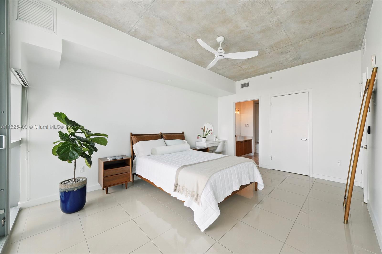 image Four Midtown Miami Condo16