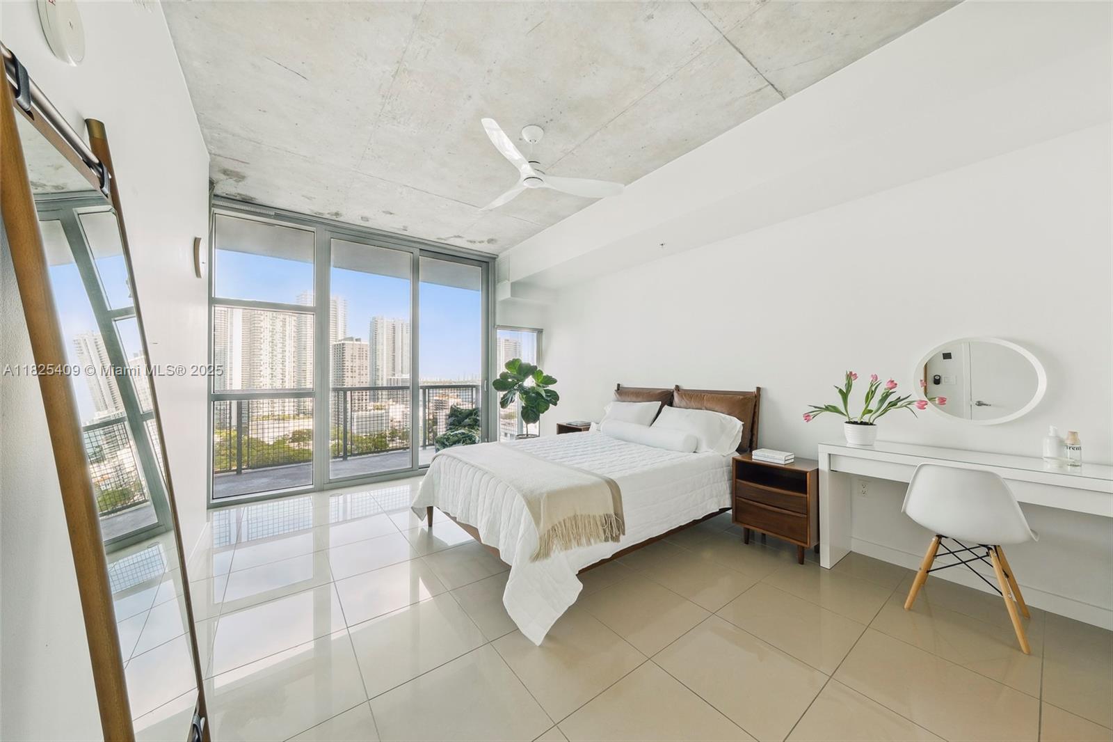 image Four Midtown Miami Condo17