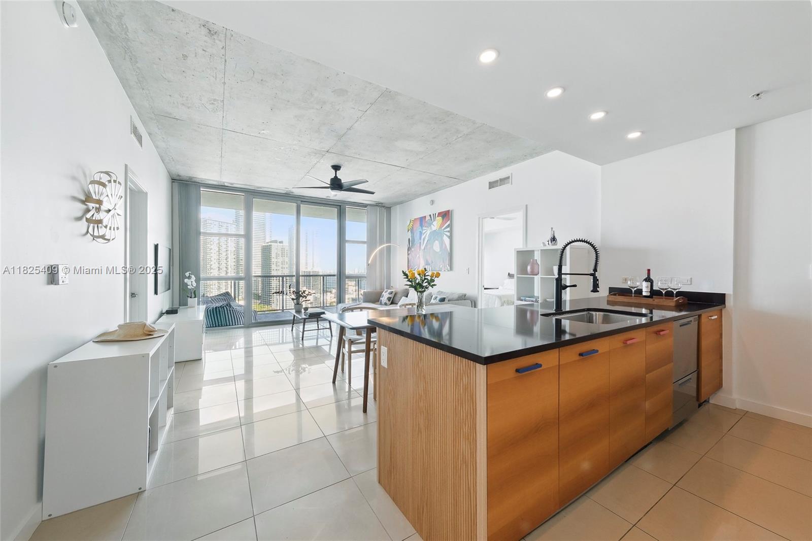 image Four Midtown Miami Condo28