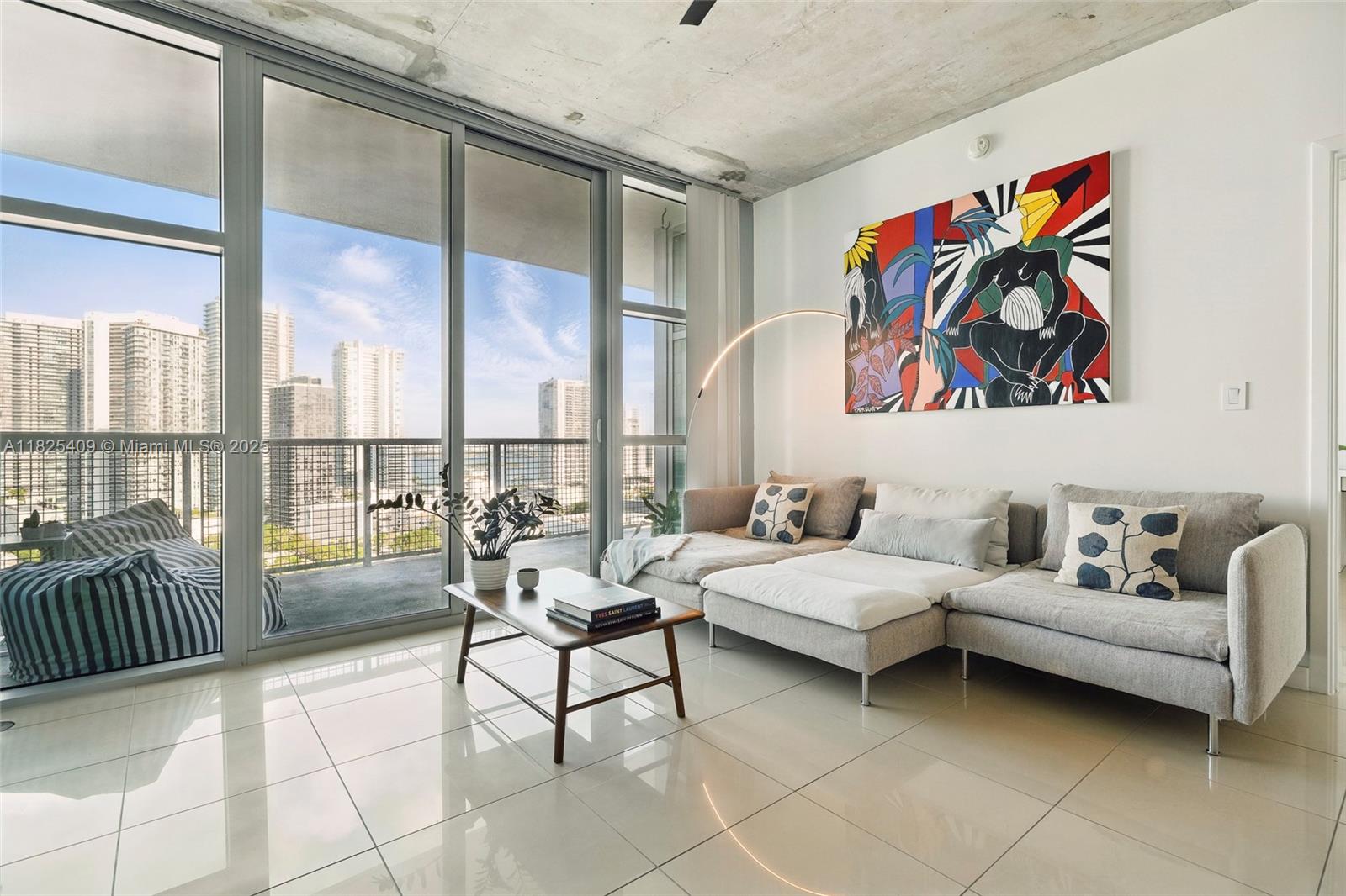image Four Midtown Miami Condo5