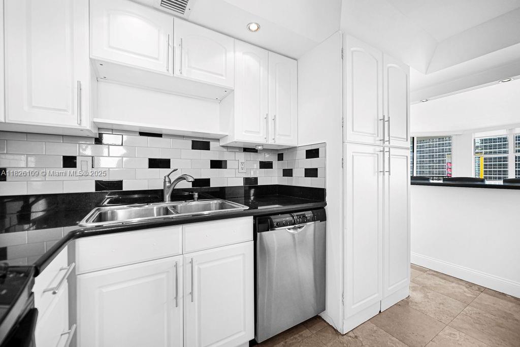 image Brickell Place Ii9