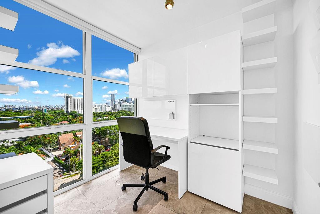 image Brickell Place Ii11