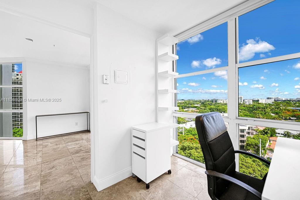 image Brickell Place Ii13