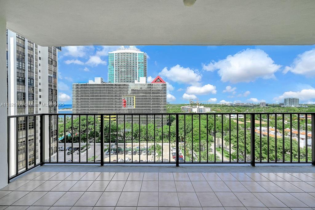 image Brickell Place Ii34