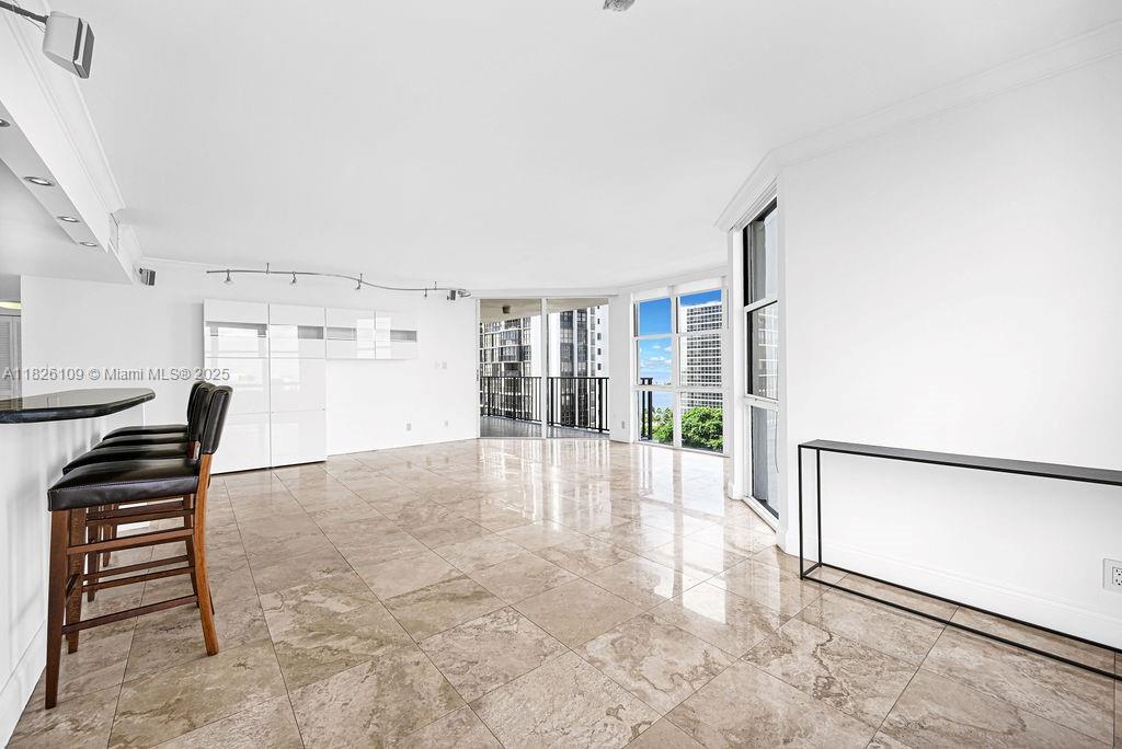 image Brickell Place Ii3
