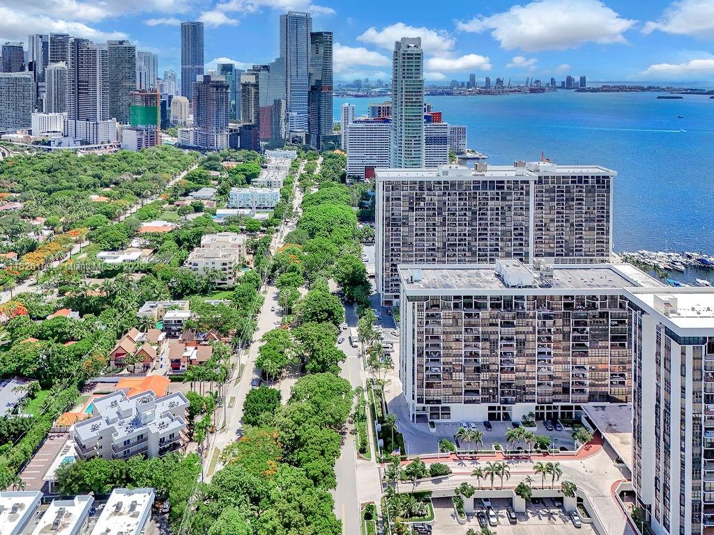 image Brickell Place Ii43