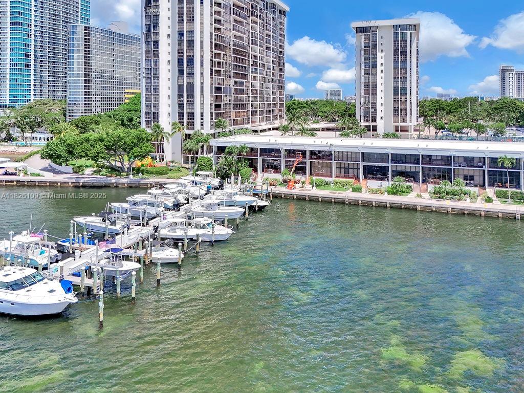 image Brickell Place Ii47