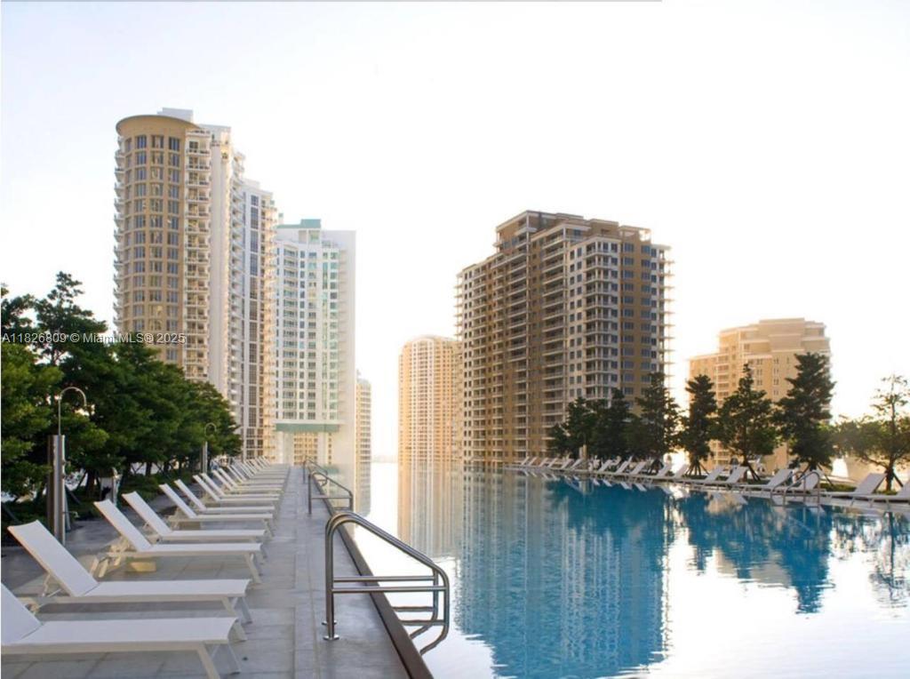 image Icon Brickell14