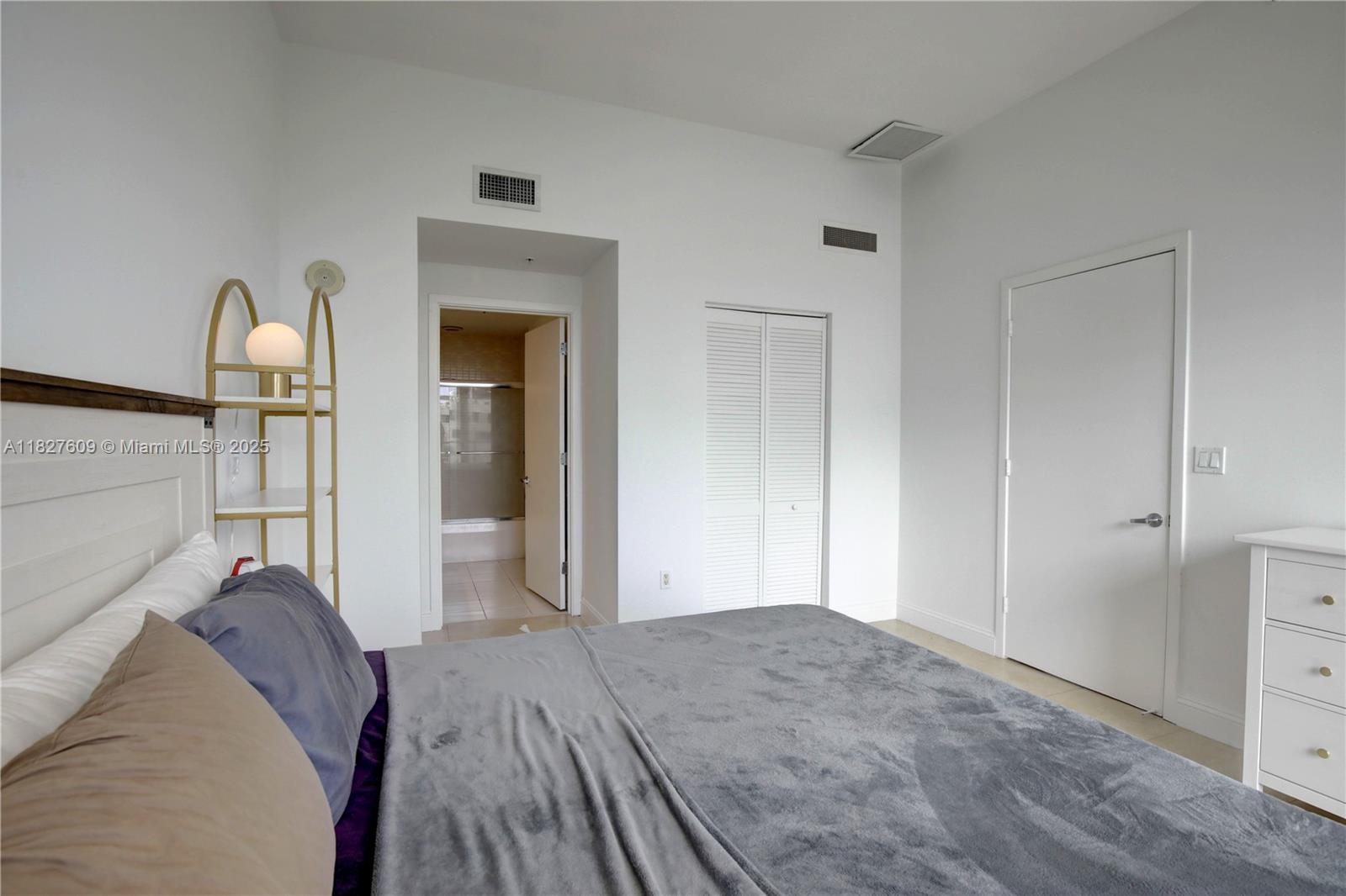 image Two Midtown15