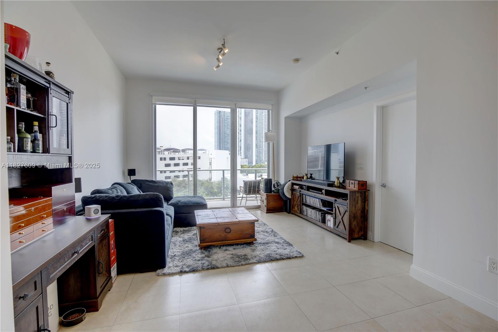 image Two Midtown7