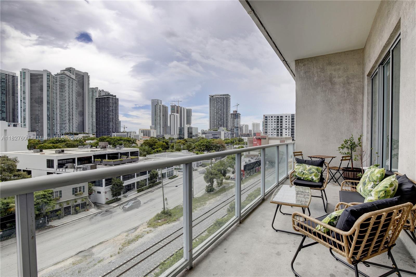 image Two Midtown8